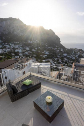Rooftop Luxury Suite by CapriRooms Capri